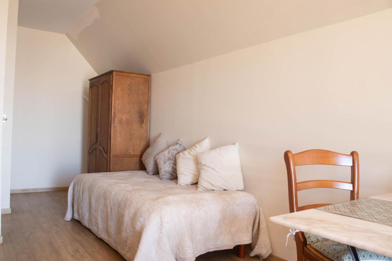 Du Cote De Chez Swann 1 Bed & Breakfast Trouville-sur-Mer Bagian luar foto