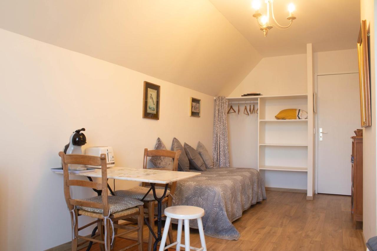 Du Cote De Chez Swann 1 Bed & Breakfast Trouville-sur-Mer Bagian luar foto