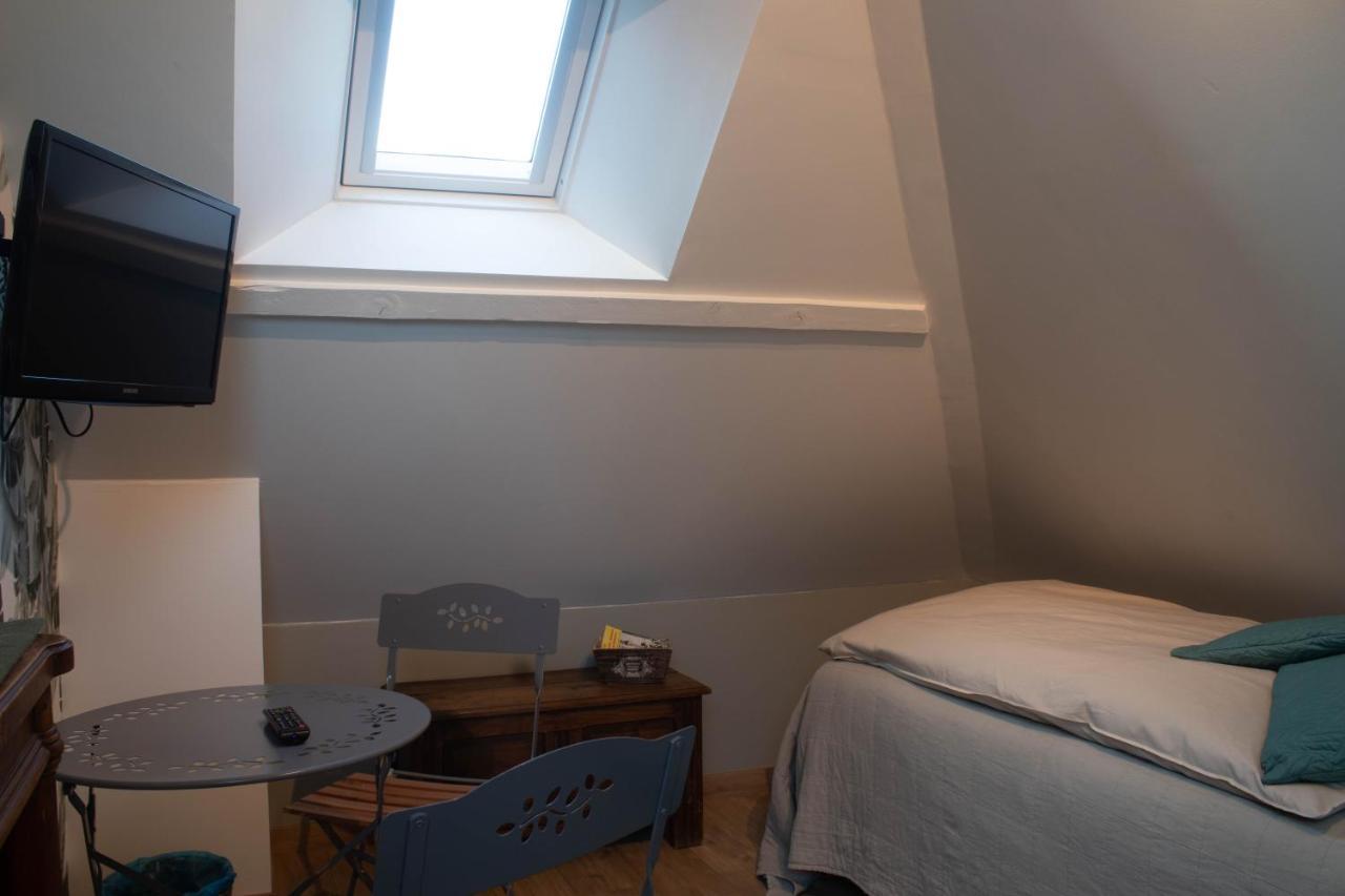 Du Cote De Chez Swann 1 Bed & Breakfast Trouville-sur-Mer Bagian luar foto