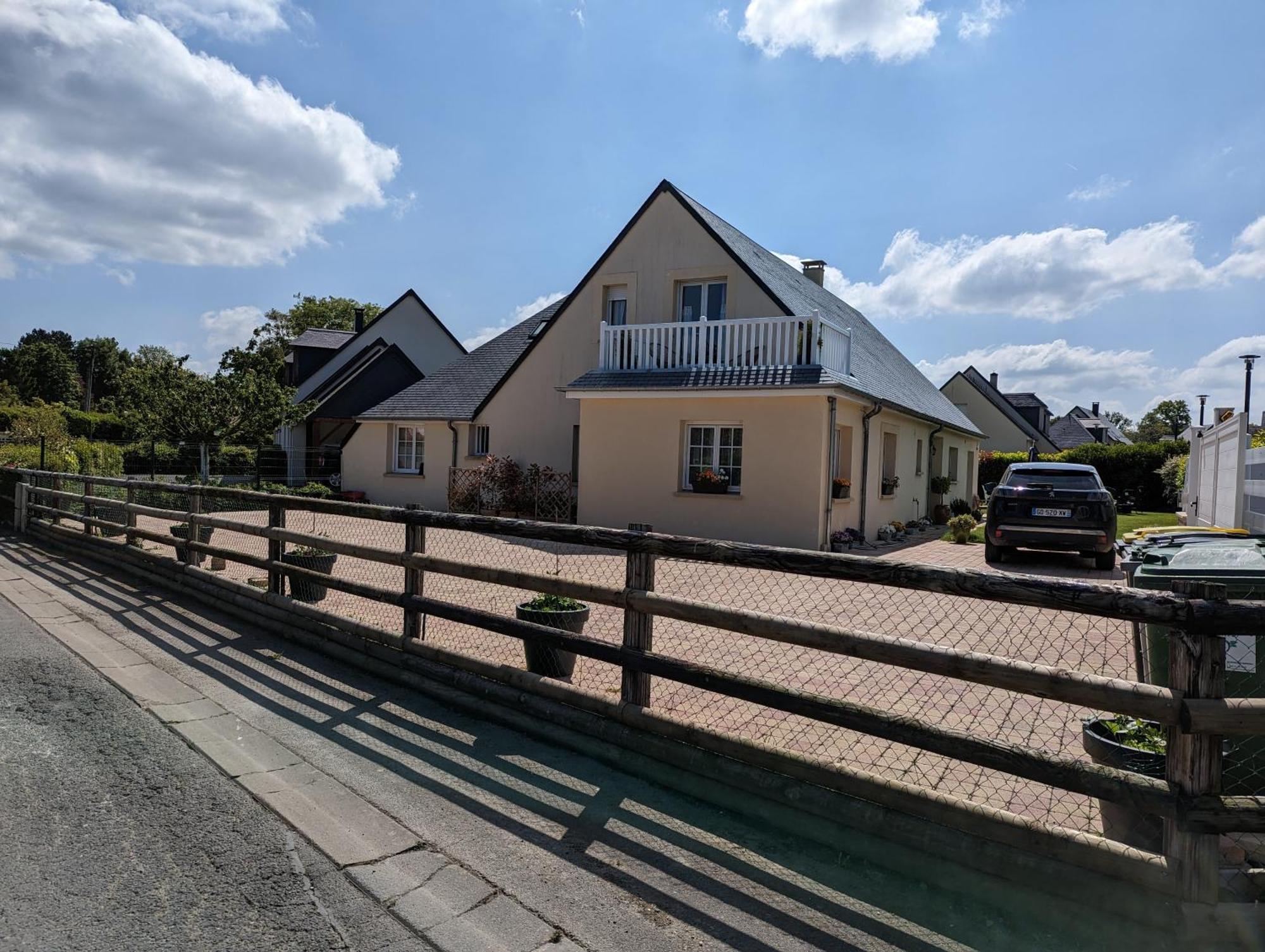 Du Cote De Chez Swann 1 Bed & Breakfast Trouville-sur-Mer Bagian luar foto