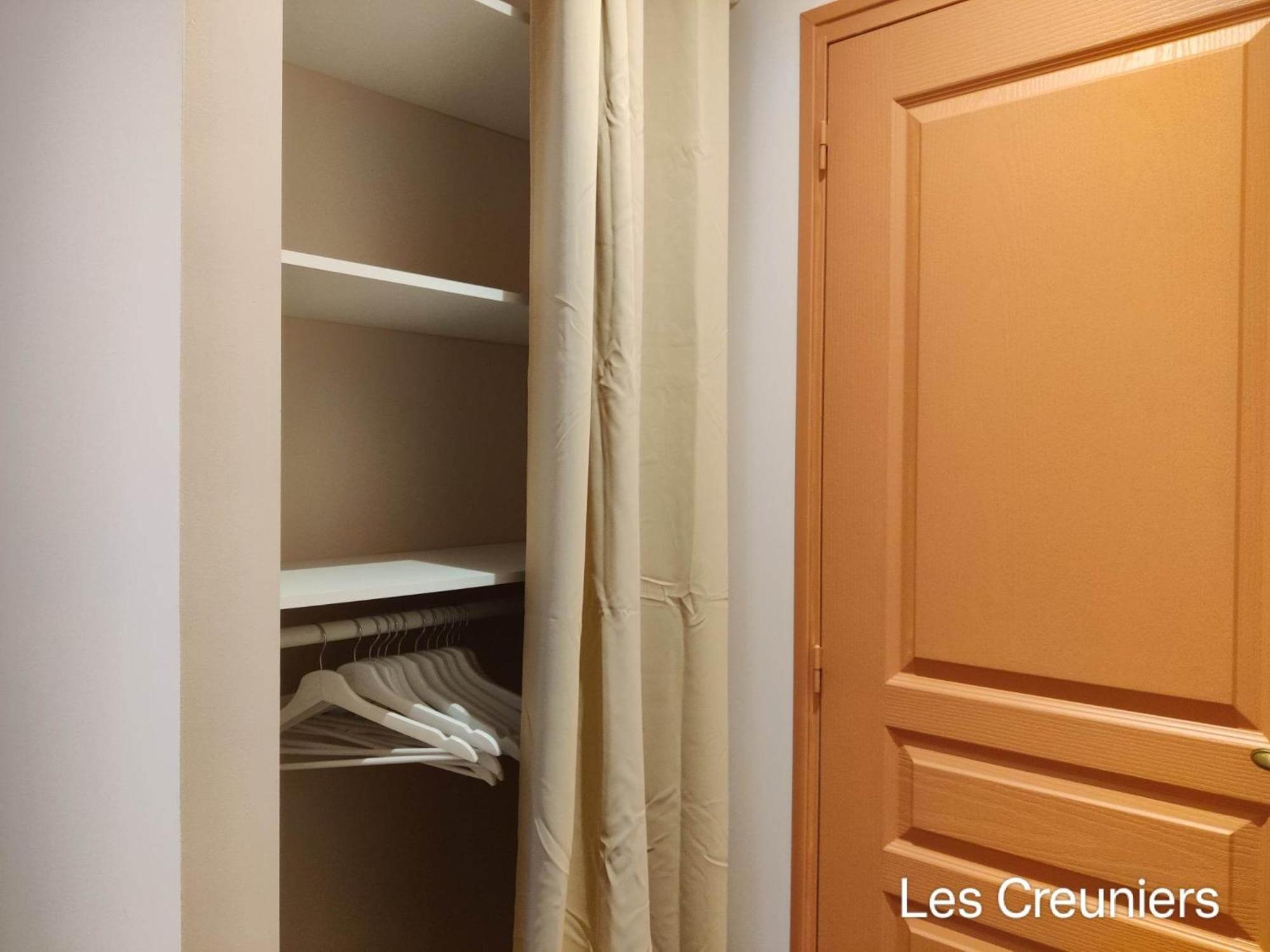 Du Cote De Chez Swann 1 Bed & Breakfast Trouville-sur-Mer Ruang foto